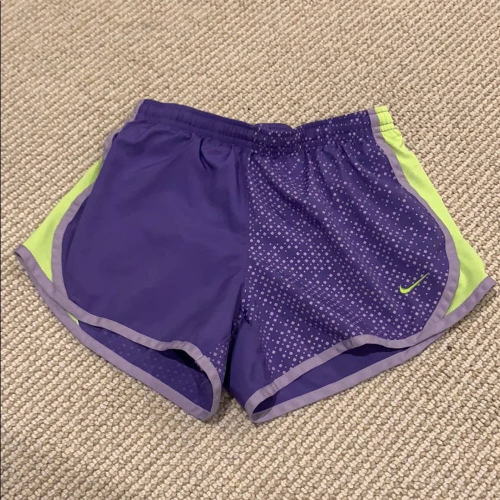 Girls M Nike athletic / running shorts